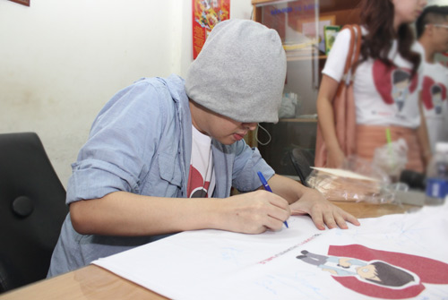 WanBi[-]Tuấn[-]Anh[-]khóc[-]trong[-]vòng[-]tay[-]mẹ,[-]Ca[-]nhạc[-]-[-]MTV,[-]WanBi[-]Tuan[-]Anh,[-]bat[-]khoc,[-]me,[-]vong[-]tay[-]cua[-]me,[-]Cam[-]on,[-]tri[-]an,[-]u[-]nao,[-]benh[-]nan[-]y,[-]thi[-]giac,[-]hau[-]truong,[-]ca[-]sy,[-]tin[-]tuc
